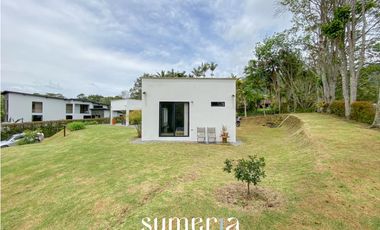 Casa en parcela para la venta en el Carmen de Viboral