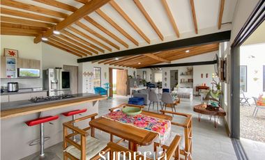 Casa en parcela para la venta en el Carmen de Viboral