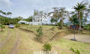 Casa en parcela para la venta en el Carmen de Viboral