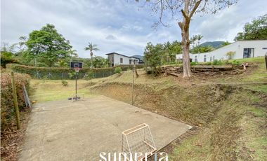 Casa en parcela para la venta en el Carmen de Viboral