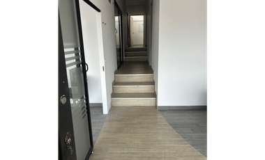 OFICINA MUY  BIEN UBICADA EN MARAYA