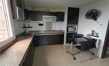 APARTAMENTO EN y ARRIENDO PARQUE VENEZUELA