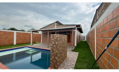 Casa campestre nueva con piscina en venta Santa Elena El Cerrito Valle