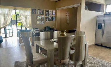 Casa campestre amoblada en venta Santa Elena El Cerrito Valle Colombia