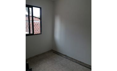 SE VENDE CASA EN BOSQUES DE LOS LAGOS CARTAGO CONJUNTO CERRADO