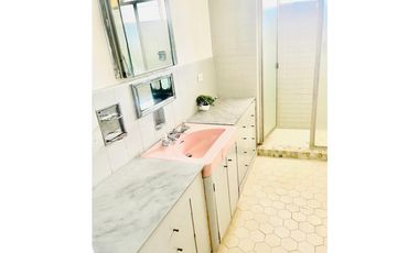 Venta de apartamento Centro sector la Playa Medellin