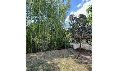 Se vende Finca en La Mesa, sector San Joaquín