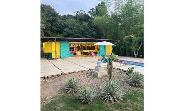 Se vende Finca en La Mesa, sector San Joaquín