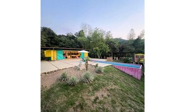Se vende Finca en La Mesa, sector San Joaquín