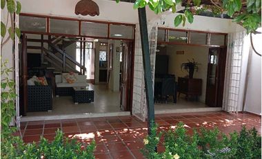 Cabaña cerca al mar santa marta