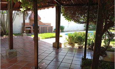 Cabaña cerca al mar santa marta