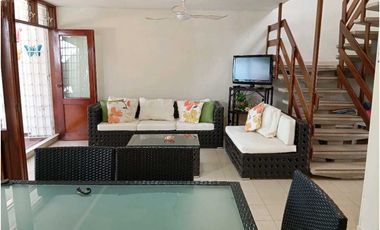 Cabaña cerca al mar santa marta