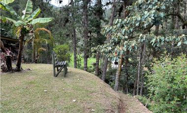 Vendo casa campestre en Unidad cerrada Retiro