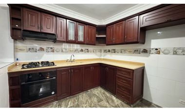 Casa de tres pisos con terraza en venta Barrio Santa Ana Palmira Valle