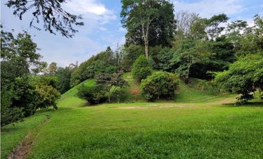 Espectacular.lote.en Alto de Escocia. 5140m2