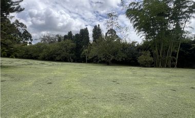 Finca independiente en La Ceja (cm)