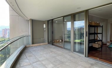 Apartamento en Arriendo Los Balsos Medellín