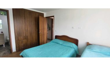 Se vende casa campestre de 1500 M2 en 890 mill con piscina en La Mesa