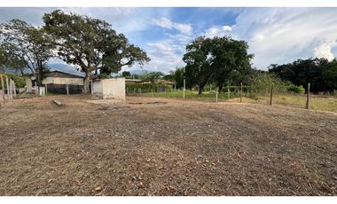 Lote esquinero en parcelación en venta Tienda Nueva Palmira Valle