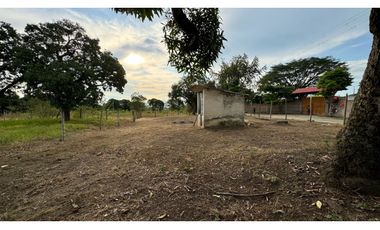 Lote esquinero en parcelación en venta Tienda Nueva Palmira Valle