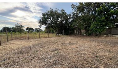 Lote esquinero en parcelación en venta Tienda Nueva Palmira Valle