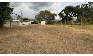 Lote esquinero en parcelación en venta Tienda Nueva Palmira Valle