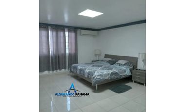 ALQUILER DE CASA EN ALTOS DE PANAMA