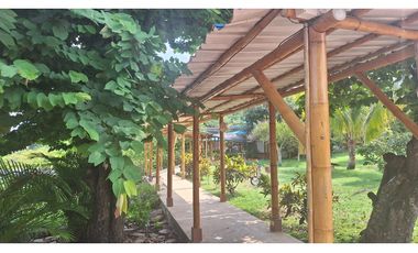 En La Mesa Cundinamarca ofrezco en venta propiedad turística