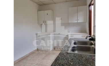 SE VENDE CASA EN BRISAS DEL GOLF