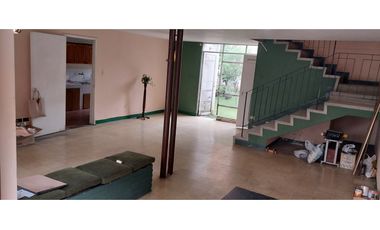 CASA EN ALQUILER SANTA GEMA LAURELES MEDELLIN AVENIDA 80 CON 33