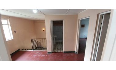 CASA EN ALQUILER SANTA GEMA LAURELES MEDELLIN AVENIDA 80 CON 33