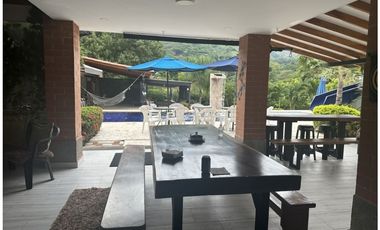 ESPECTACULAR FINCA SAN JERONIMO ACEPTA PARTE PERMUTA POR MENOR VR.