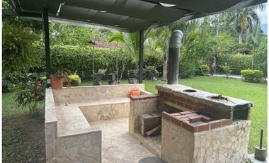 ESPECTACULAR FINCA SAN JERONIMO ACEPTA PARTE PERMUTA POR MENOR VR.
