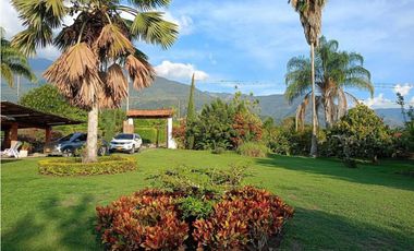 Finca en parcelación cerrada en venta Santa Elena El Cerrito Valle