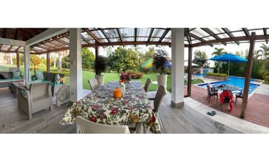 Finca en parcelación cerrada en venta Santa Elena El Cerrito Valle