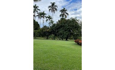 Finca en parcelación cerrada en venta Santa Elena El Cerrito Valle