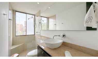 Apartamento en El Poblado Sector Cola del Zorro