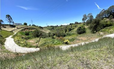 Lote hermoso en parcelacion mejor precio. Marinilla