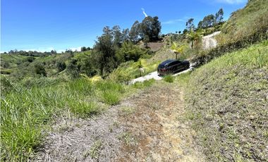 Lote hermoso en parcelacion mejor precio. Marinilla