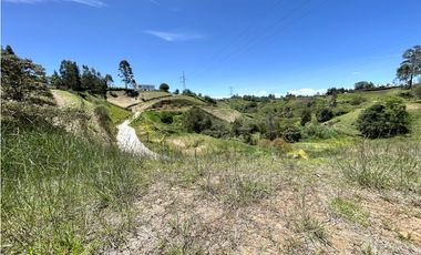 Lote hermoso en parcelacion mejor precio. Marinilla