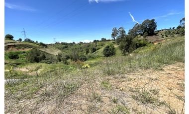 Lote hermoso en parcelacion mejor precio. Marinilla