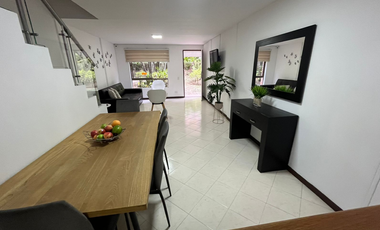 Vende Casa en unidad cerrada en San julian -poblado