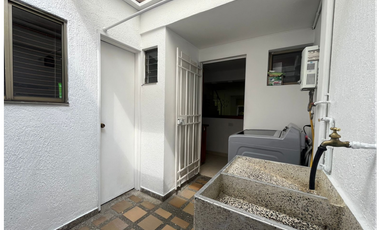 Vende Casa en unidad cerrada en San julian -poblado