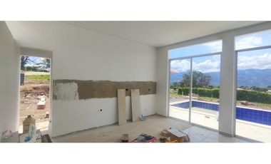 Casas campestres sobre planos de 1000 M2 en 720 mill en La Mesa Cund