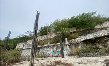 SE VENDE LOTE CON EXCELENTE UBICACIÓN Y VISTA AL MAR EN TAGANGA