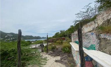 SE VENDE LOTE CON EXCELENTE UBICACIÓN Y VISTA AL MAR EN TAGANGA