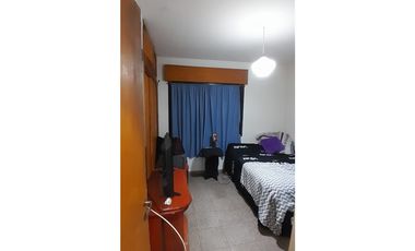 CASA + 2 DEPTOS + DEPOSITO - BARRIO SOL Y LAGO - VILLA CARLOS PAZ