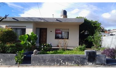 CASA + 2 DEPTOS + DEPOSITO - BARRIO SOL Y LAGO - VILLA CARLOS PAZ