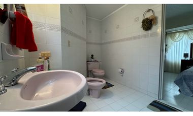 Casa de dos pisos en venta Barrio Las Mercedes Palmira Valle Colombia