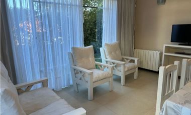 DEPARTAMENTO TRIPLEX ALQUILER temporada con jardín privado y parrilla!